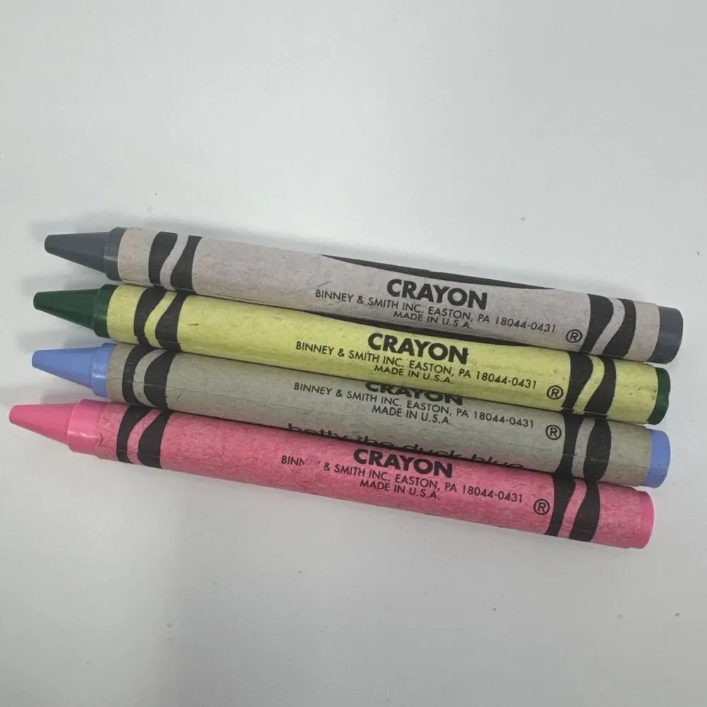 Vintage Crayola Crayons Binney Smith Box 1997 NOS - Lot of‎ 5 Packs (20 Crayons)